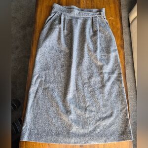 Sophisticated Gray Pencil Skirt 100% Pure Wool
